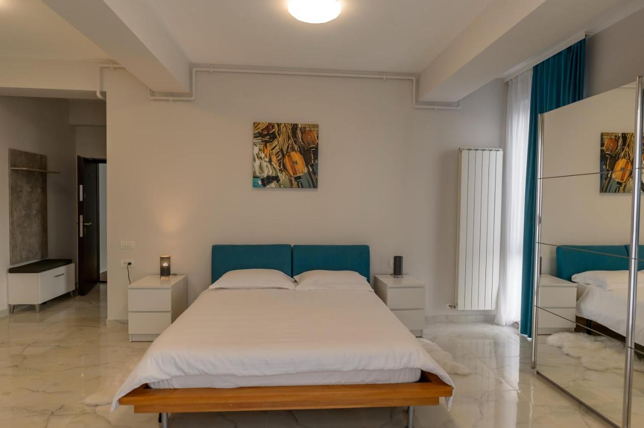 Atlantis Apartments & Studios Mamaia Luaran gambar