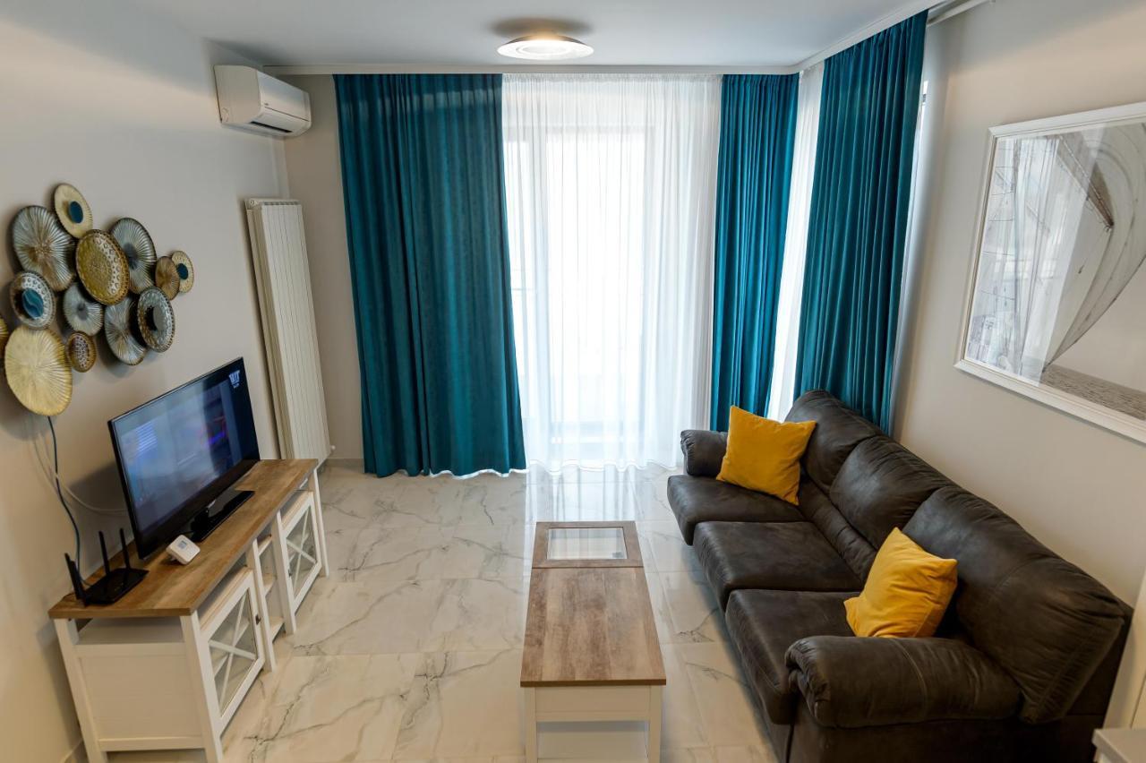 Atlantis Apartments & Studios Mamaia Luaran gambar