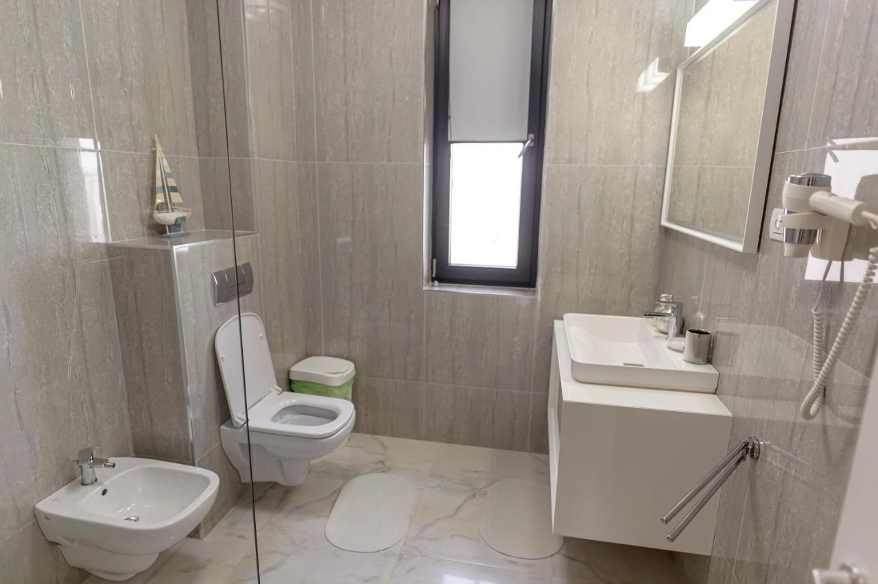 Atlantis Apartments & Studios Mamaia Luaran gambar